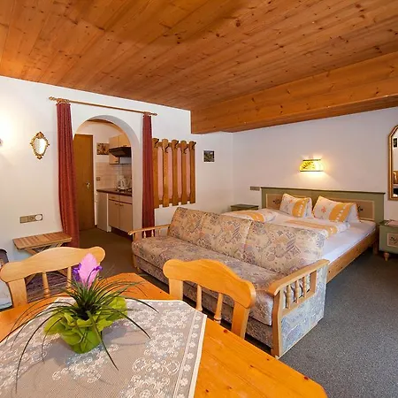 Landhaus Maridl Apartment *